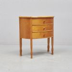1344 2358 CHEST OF DRAWERS